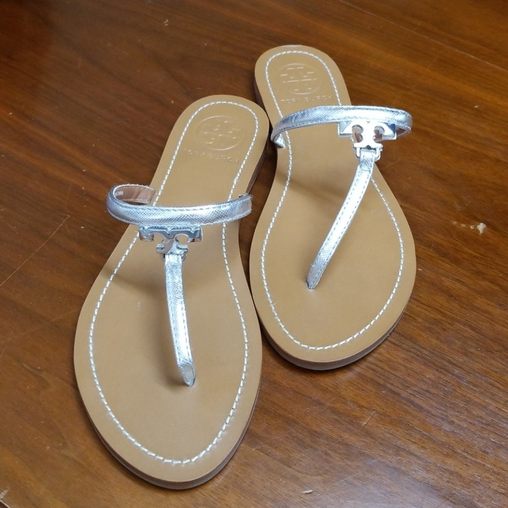 Tory Burch T logo thong sandal